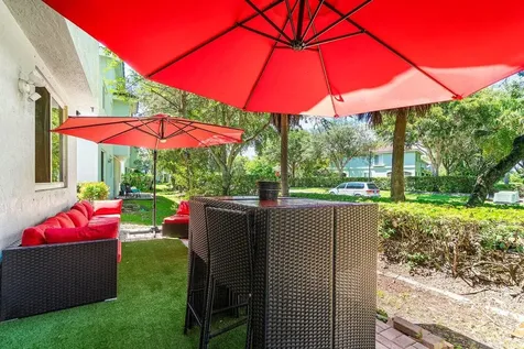 3263 Laurel Ridge Circle Riviera Beach FL 33404