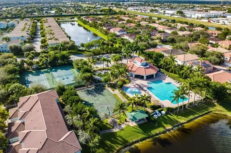 3263 Laurel Ridge Circle Riviera Beach FL 33404