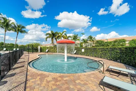 3263 Laurel Ridge Circle Riviera Beach FL 33404