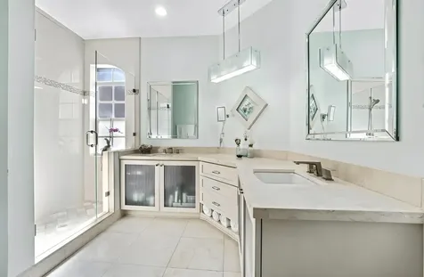 8653 Via Reale Boca Raton FL 33496