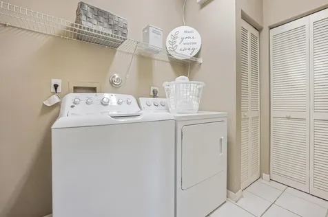 8653 Via Reale Boca Raton FL 33496