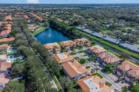 8653 Via Reale Boca Raton FL 33496