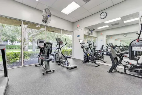 8653 Via Reale Boca Raton FL 33496