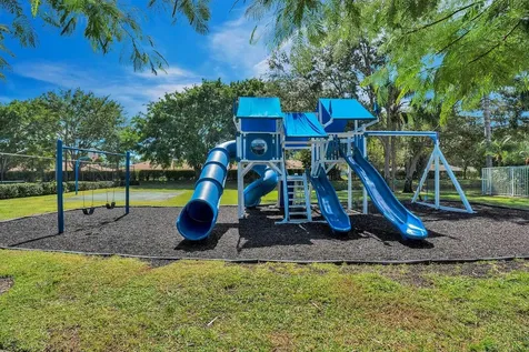 8653 Via Reale Boca Raton FL 33496