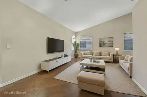 8653 Via Reale Boca Raton FL 33496