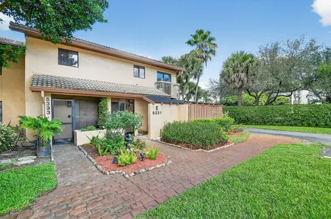 5331 Fountains Drive Lake Worth FL 33467