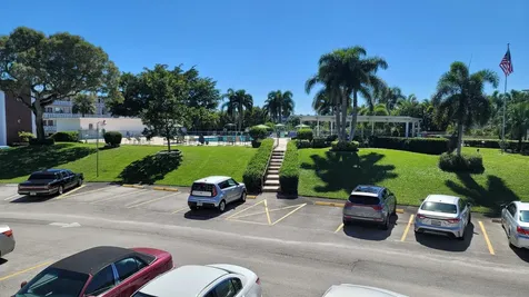 209 Greenbrier A West Palm Beach FL 33417