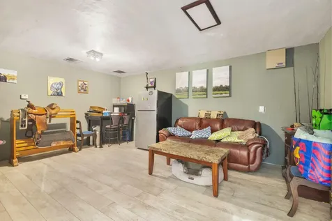 2770 E Road Loxahatchee Groves FL 33470