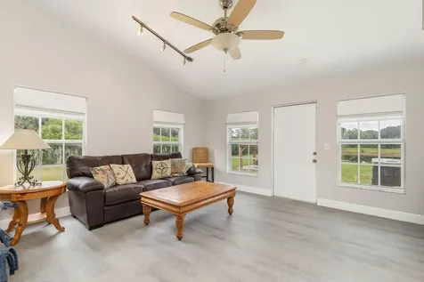 2770 E Road Loxahatchee Groves FL 33470