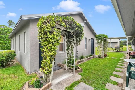 2770 E Road Loxahatchee Groves FL 33470
