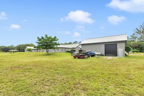2770 E Road Loxahatchee Groves FL 33470