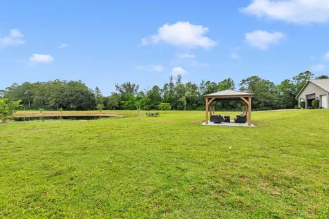 2770 E Road Loxahatchee Groves FL 33470