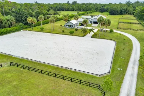 2770 E Road Loxahatchee Groves FL 33470