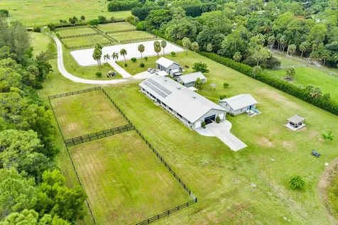 2770 E Road Loxahatchee Groves FL 33470