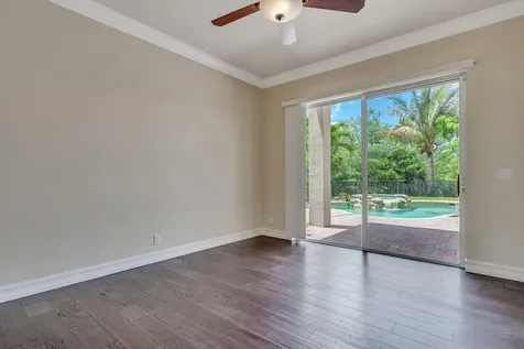 625 Glenfield Way Royal Palm Beach FL 33411