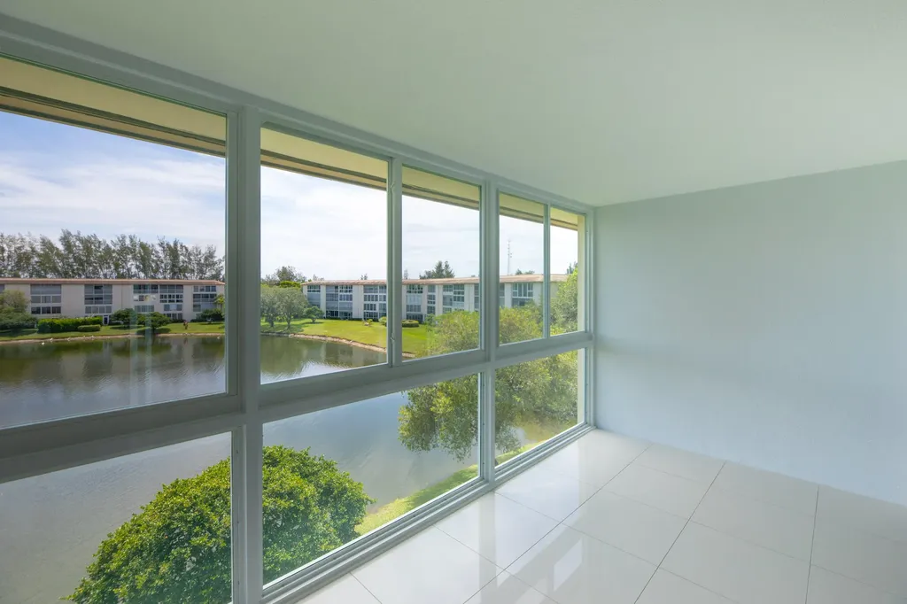 1902 Bermuda Circle Coconut Creek FL 33066