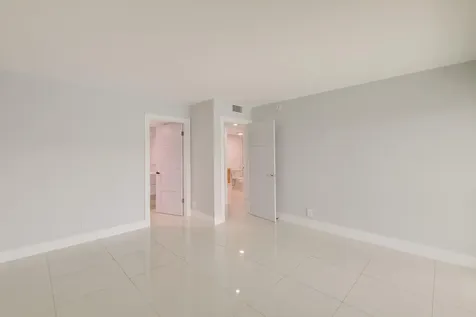 1902 Bermuda Circle Coconut Creek FL 33066