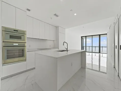 700 Ne 24th Street Miami FL 33137
