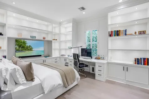 134 Casa Bendita Palm Beach FL 33480