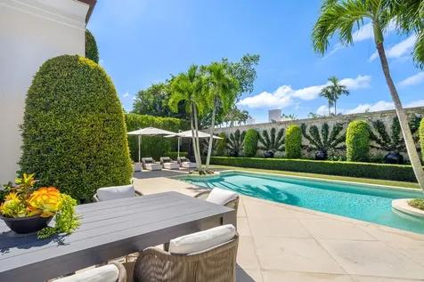 134 Casa Bendita Palm Beach FL 33480