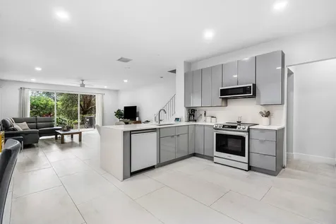 1031 Pinewood Lake Court Greenacres FL 33415