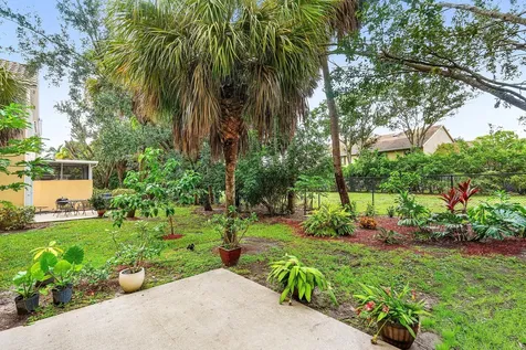 1031 Pinewood Lake Court Greenacres FL 33415