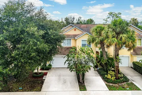 1031 Pinewood Lake Court Greenacres FL 33415