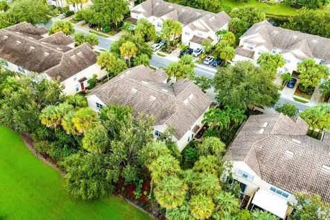 1031 Pinewood Lake Court Greenacres FL 33415