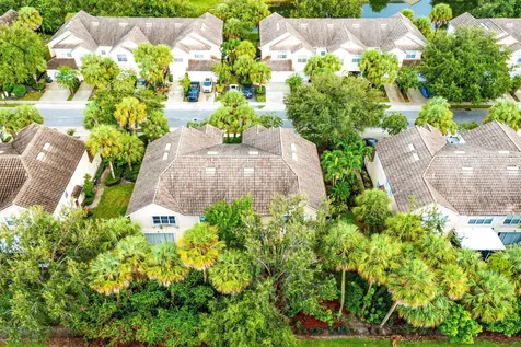 1031 Pinewood Lake Court Greenacres FL 33415