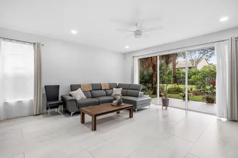 1031 Pinewood Lake Court Greenacres FL 33415