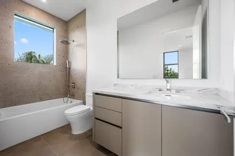 335 Ne 5th Street Boca Raton FL 33432