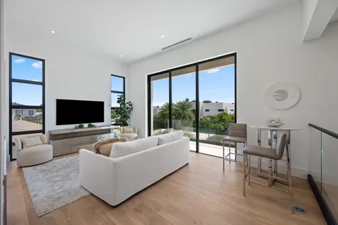 335 Ne 5th Street Boca Raton FL 33432