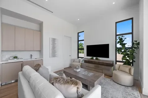 335 Ne 5th Street Boca Raton FL 33432