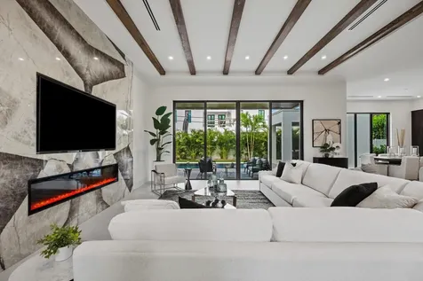 335 Ne 5th Street Boca Raton FL 33432