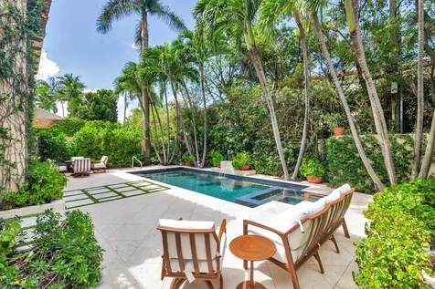 255 Everglade Avenue Palm Beach FL 33480