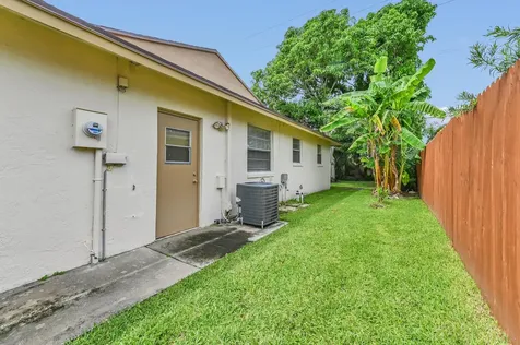 5001 Woodstone Circle Lake Worth FL 33463