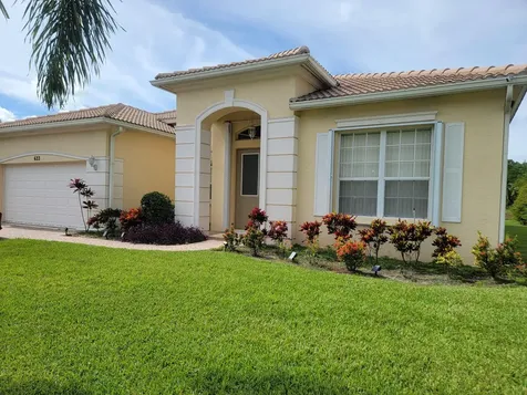 633 Sw Long Key Court Port Saint Lucie FL 34986