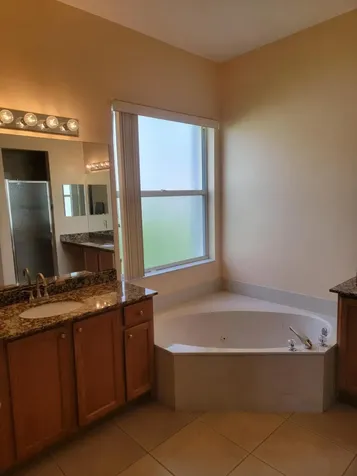 633 Sw Long Key Court Port Saint Lucie FL 34986