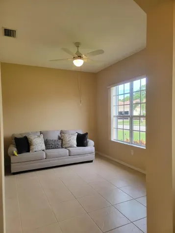 633 Sw Long Key Court Port Saint Lucie FL 34986