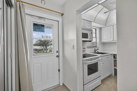 251 S Golf Boulevard Pompano Beach FL 33064