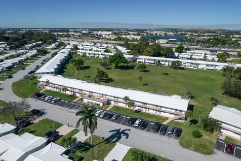 251 S Golf Boulevard Pompano Beach FL 33064
