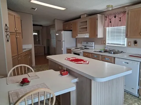 1555 Sw 35 Circle Okeechobee FL 34974