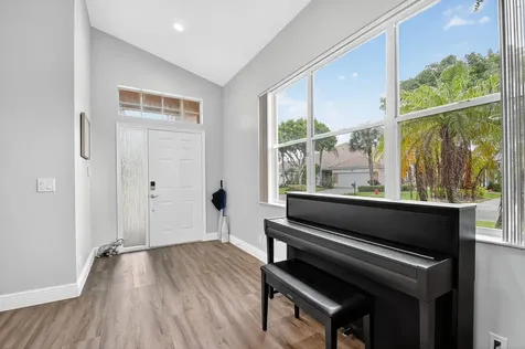 6900 Cairnwell Drive Boynton Beach FL 33472