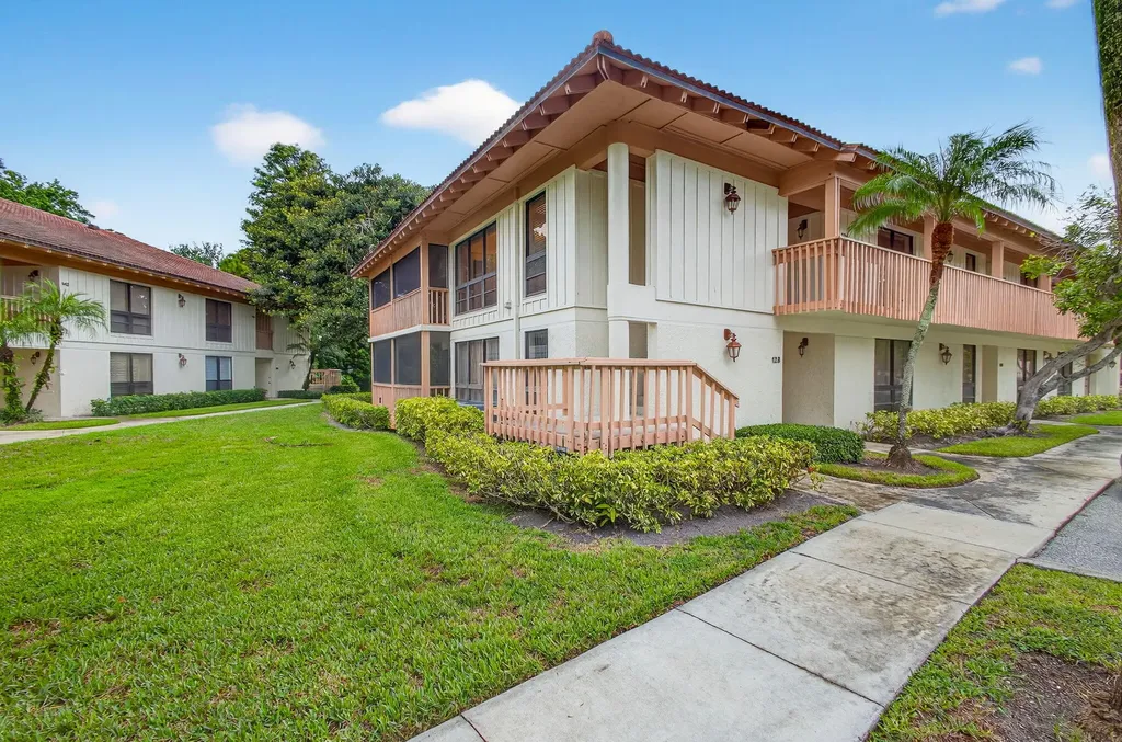 134 Brackenwood Road Palm Beach Gardens FL 33418