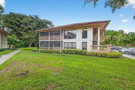134 Brackenwood Road Palm Beach Gardens FL 33418