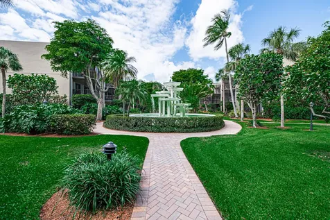 3605 S Ocean Boulevard South Palm Beach FL 33480