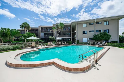3605 S Ocean Boulevard South Palm Beach FL 33480