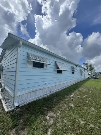 9 San Roberto Fort Pierce FL 34951