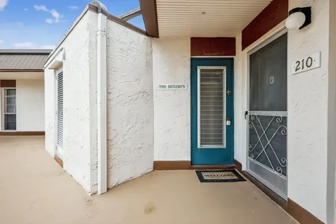 6 Greenway Village Royal Palm Beach FL 33411