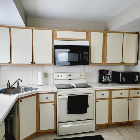 23 Colonial Club Drive Boynton Beach FL 33435